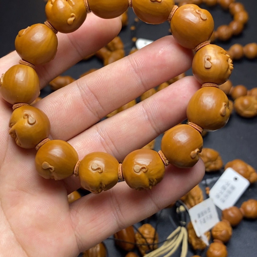 庞***手串/手链橄榄核人生百态