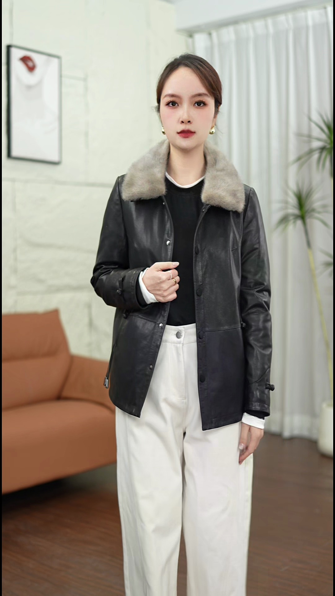 海宁真皮头层纯羊皮全植鞣工艺水貂毛领大气简单时尚保暖鹅绒外套