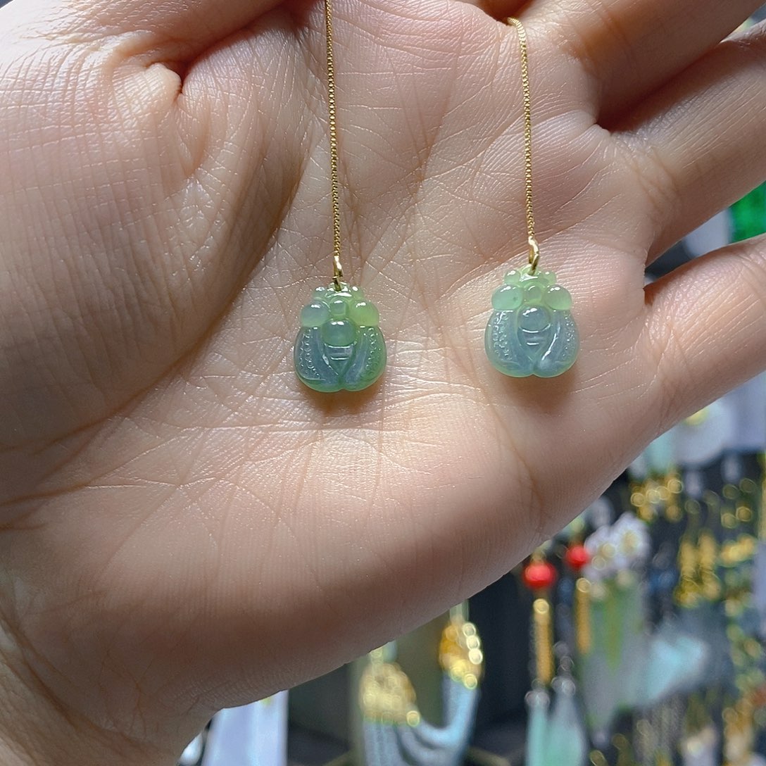 未镶嵌翡翠耳饰翡翠