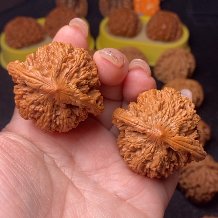 【闪购商品】把件文玩核桃592号满天星44