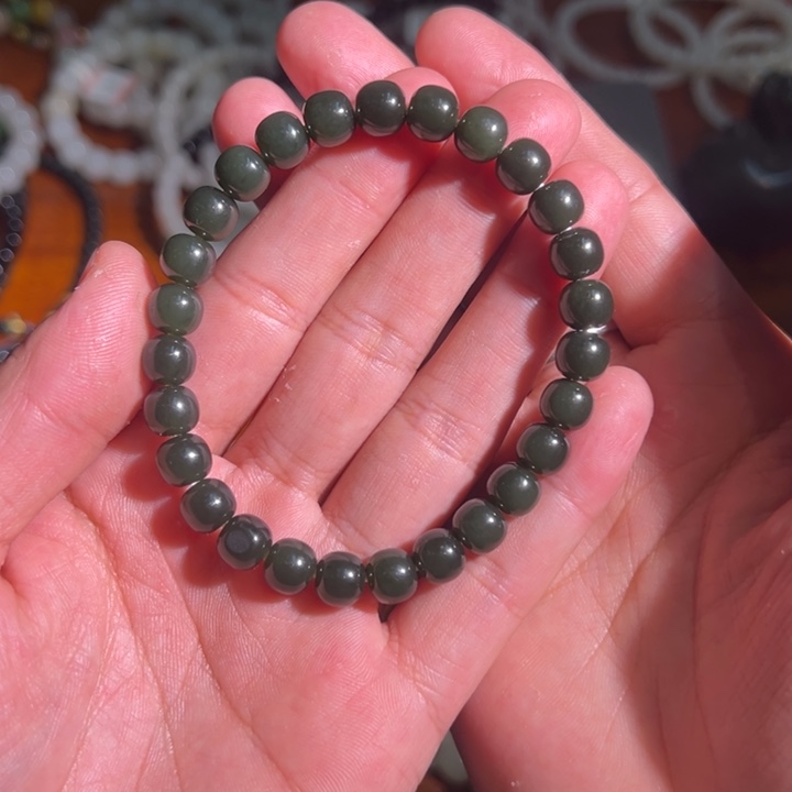 和田玉未镶嵌手串