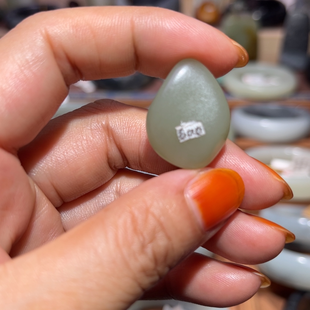 和田玉（子料）未镶嵌颈饰原籽