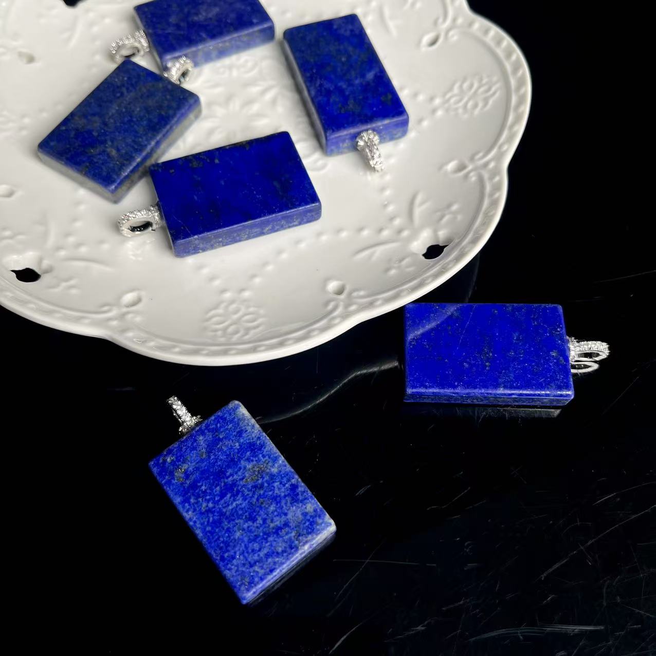 【大鱼甄选】青金石无事牌吊坠YC914多样性发其一简约时尚