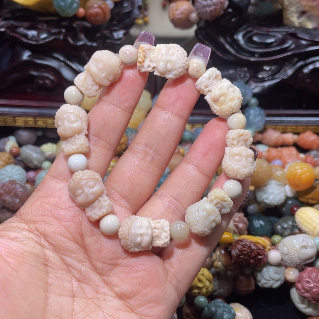 石英质玉手链未镶嵌