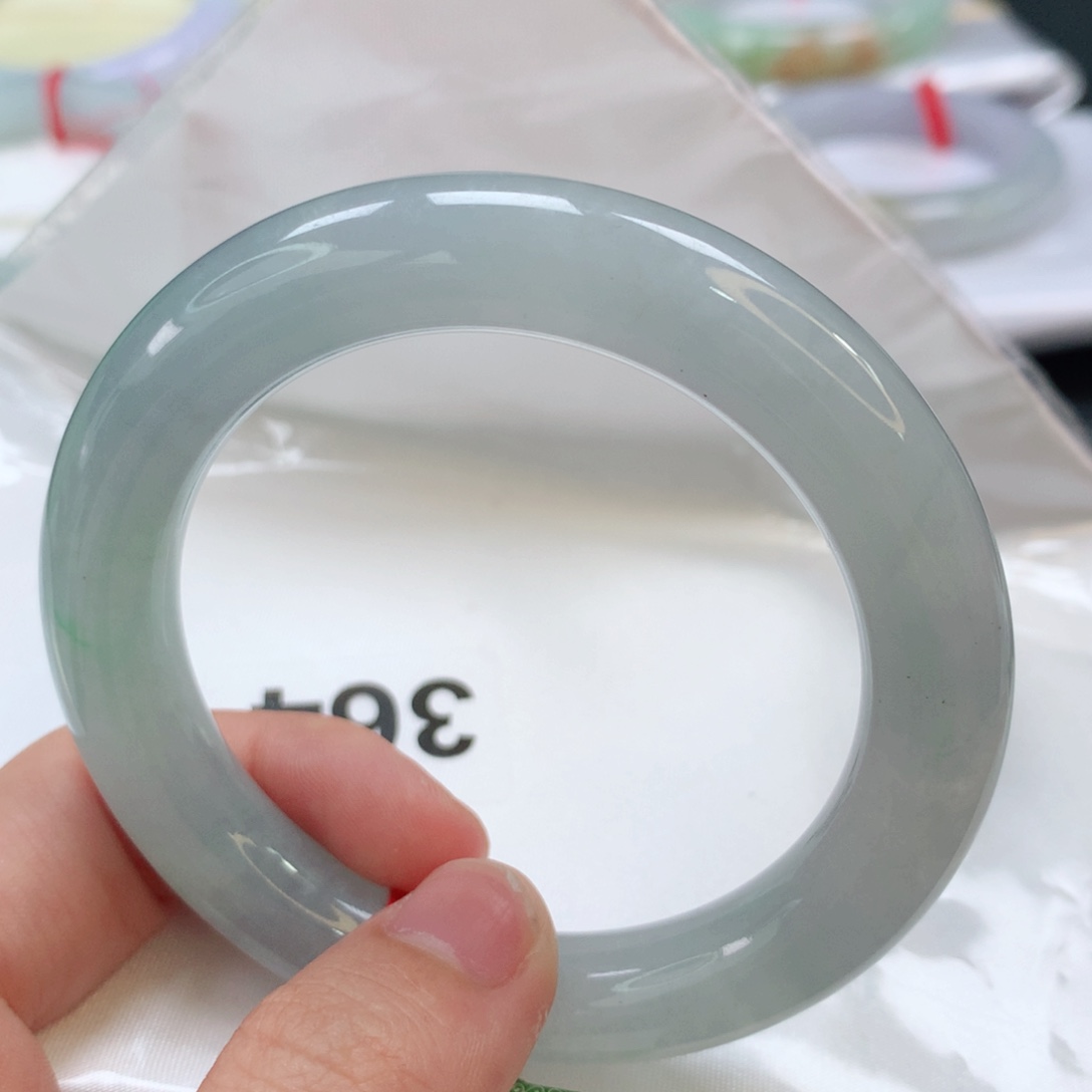 翡翠手镯未镶嵌翡翠手镯53