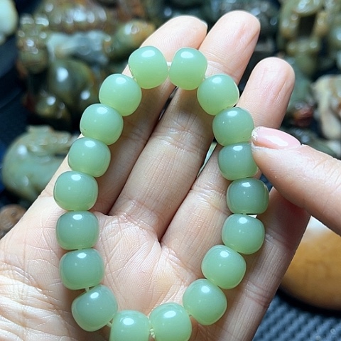 白玉菩提吊坠摆件