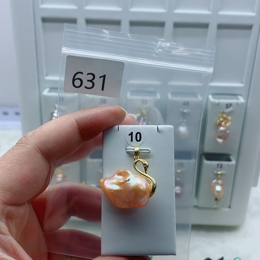 淡水珍珠吊坠(不含链)合金