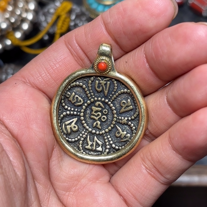 玻璃颈饰藏传喜马拉雅