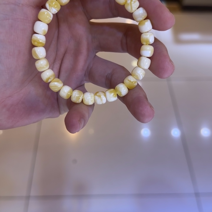 手链琥珀未镶嵌蜜蜡
