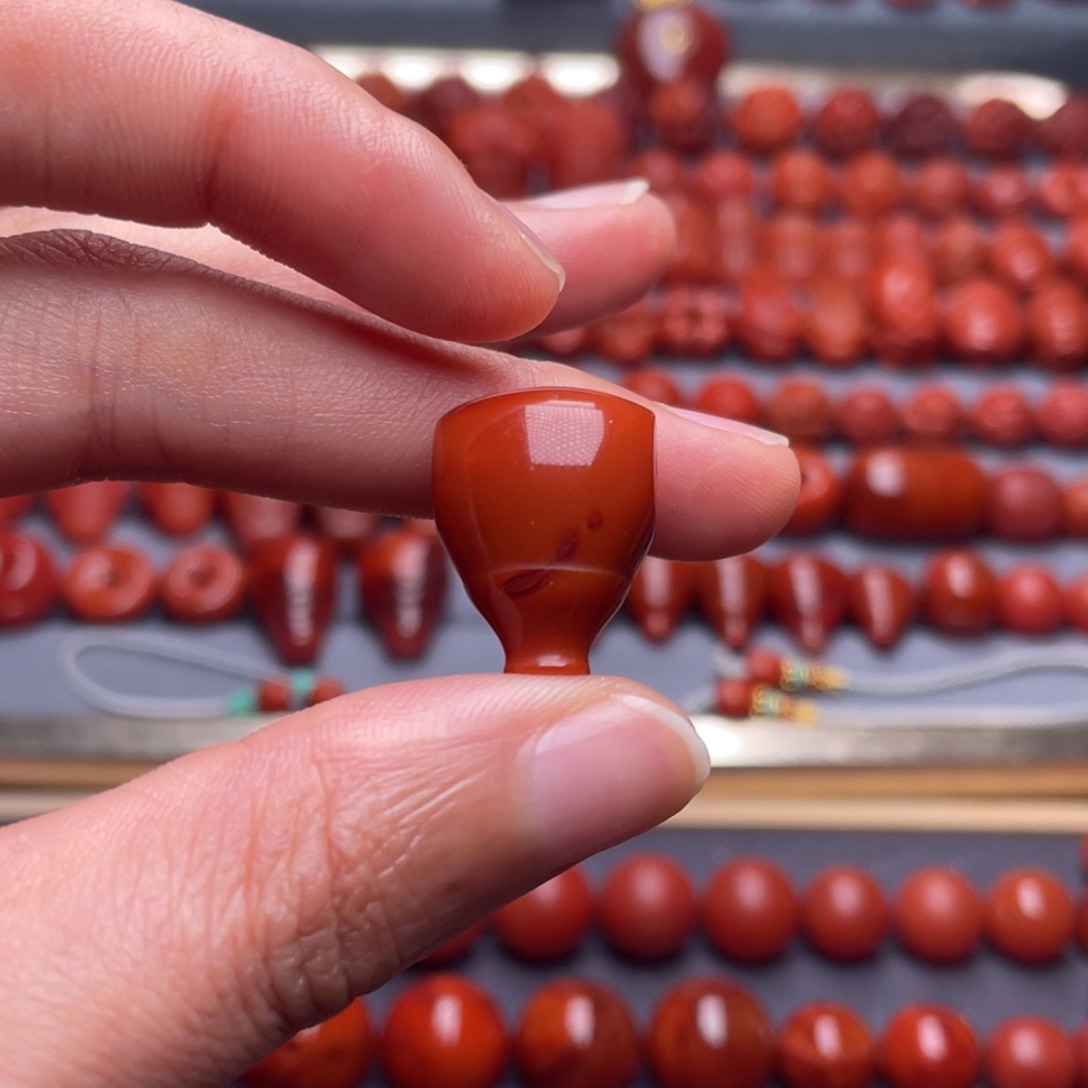 大***杨南红玛瑙其他未镶嵌W12➕瓦西柿子红满肉三通微瑕