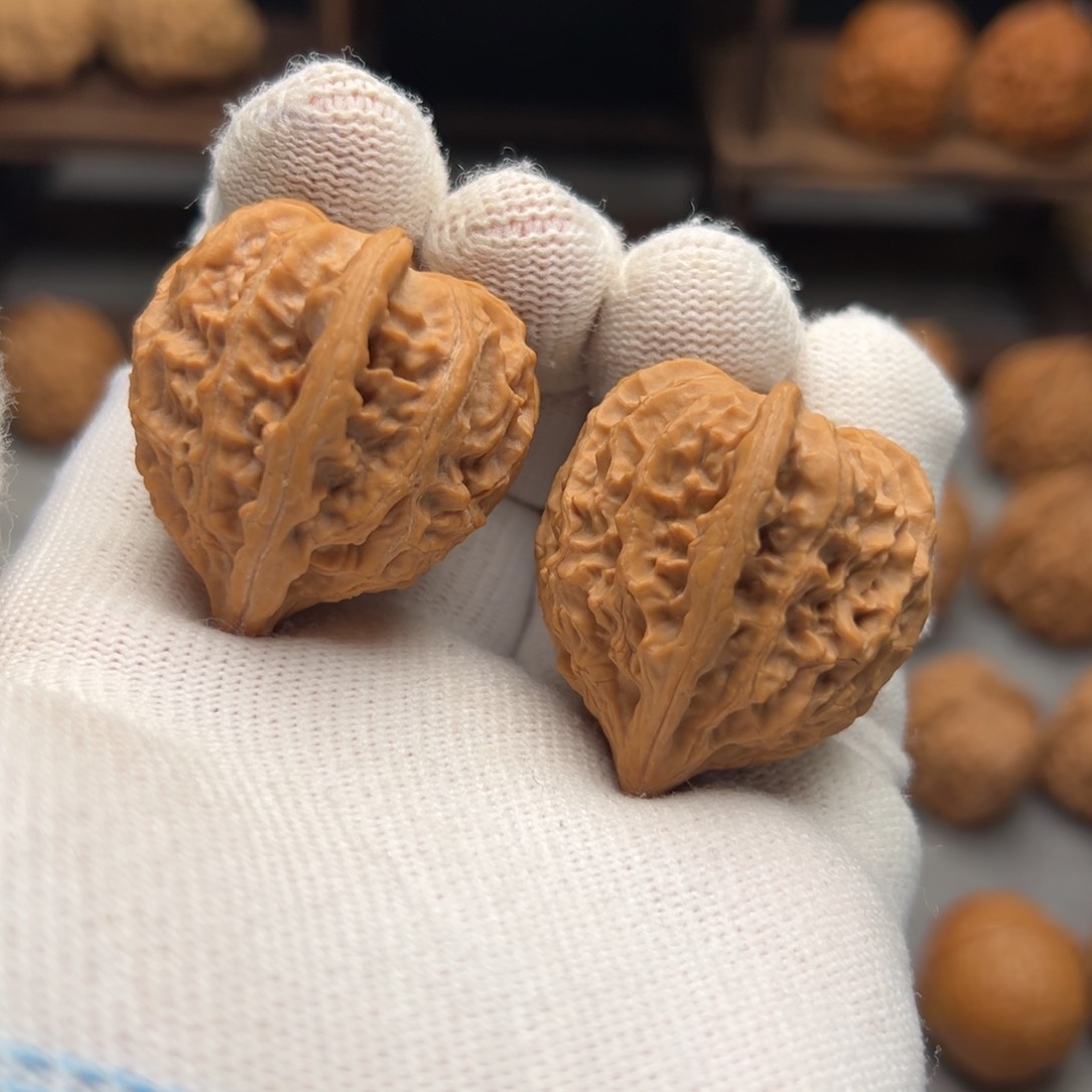 桃核吊坠火焰35.33.37文玩核桃