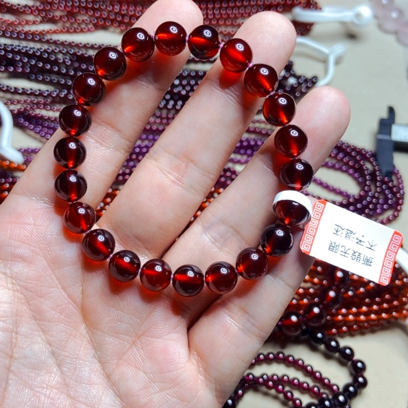 【闪购商品】未镶嵌手链石榴石兔8.5毫米