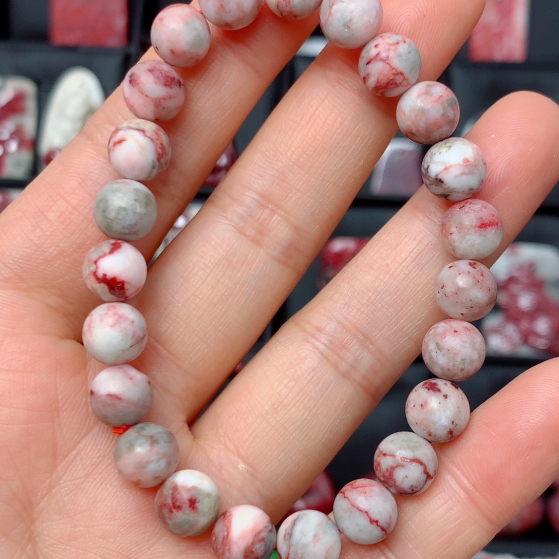 天然辰砂天然吊坠