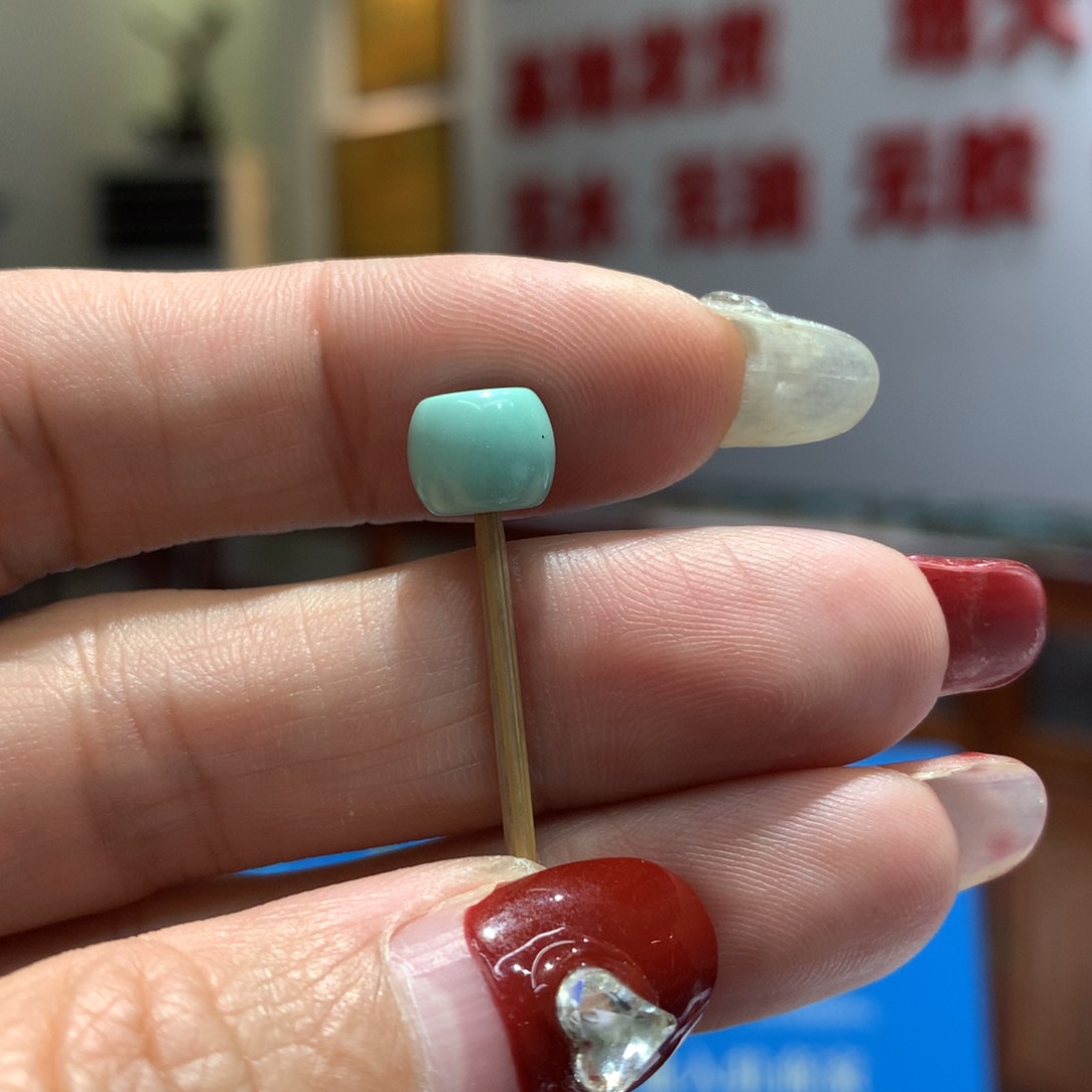 绿松石配饰未镶嵌