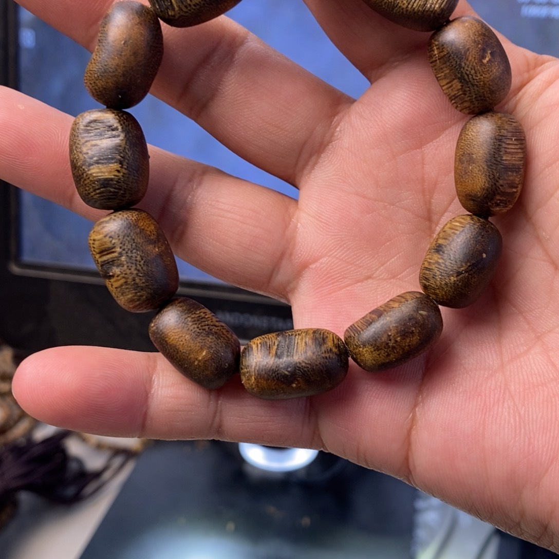 沉香手串留疤单圈13克多样性发一