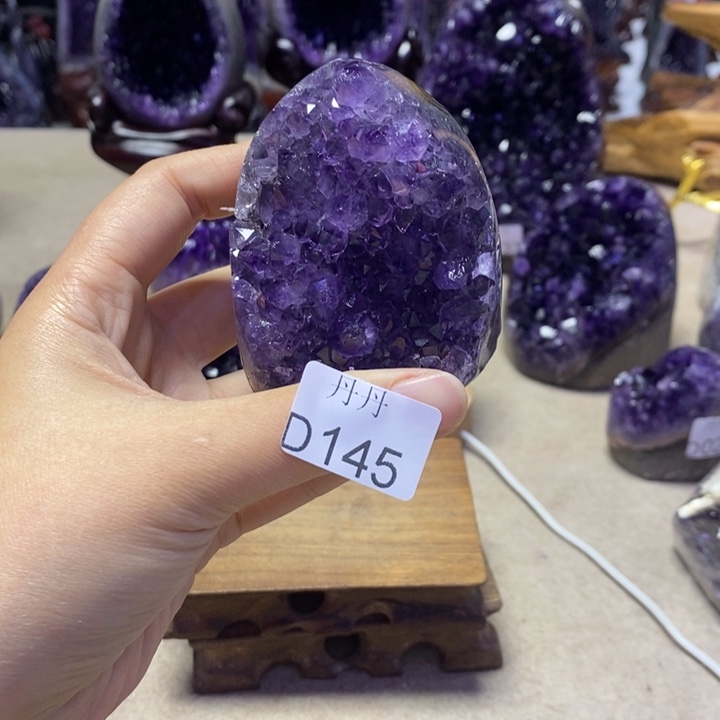 大型摆件（非配饰）未镶嵌水晶