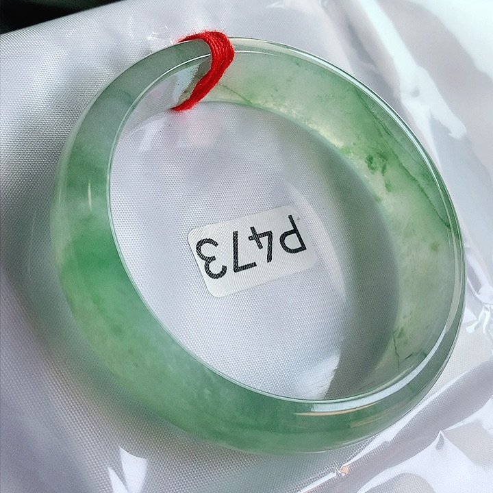 翡翠手镯未镶嵌缅甸天然a货翡翠手镯