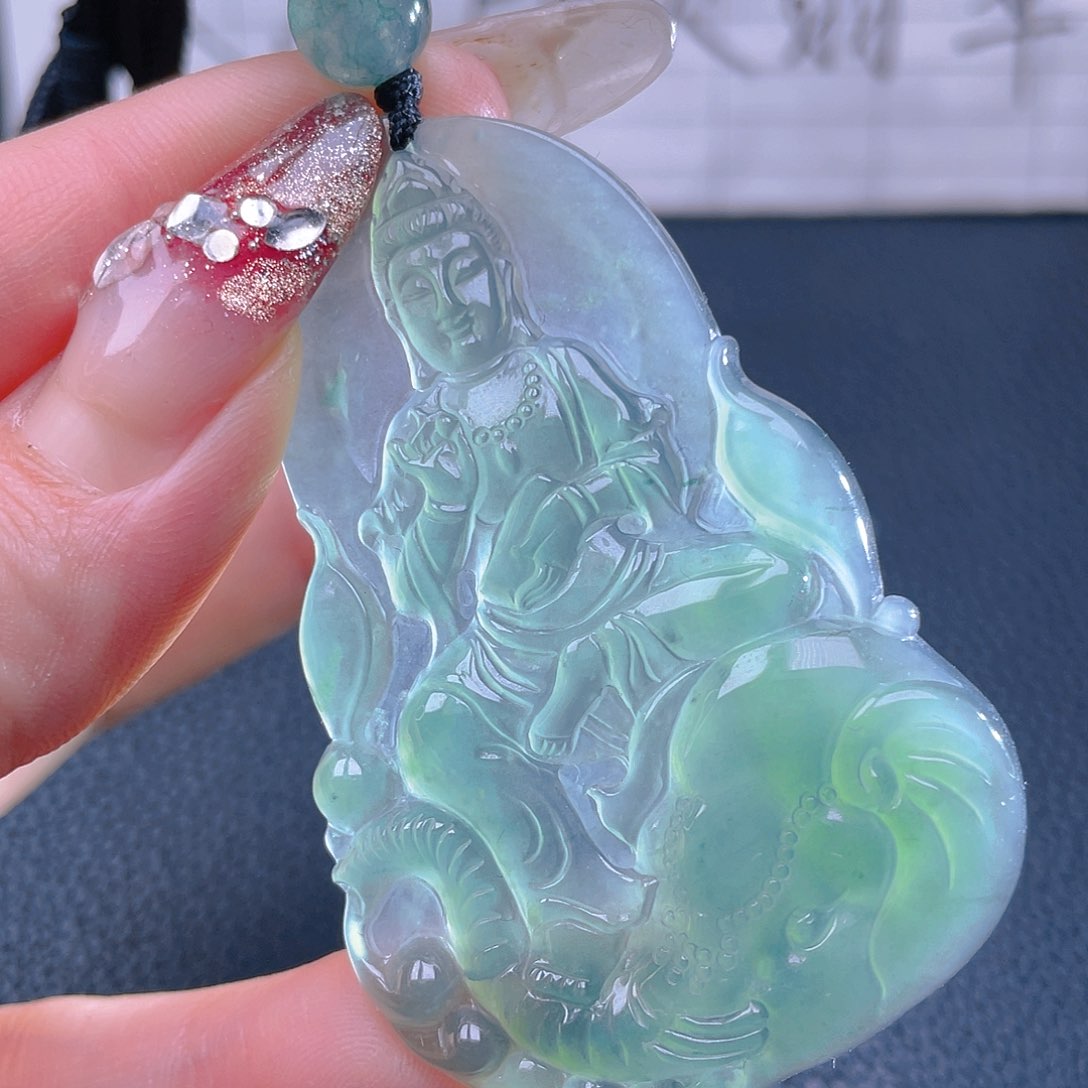 翡翠颈饰未镶嵌8888888888888