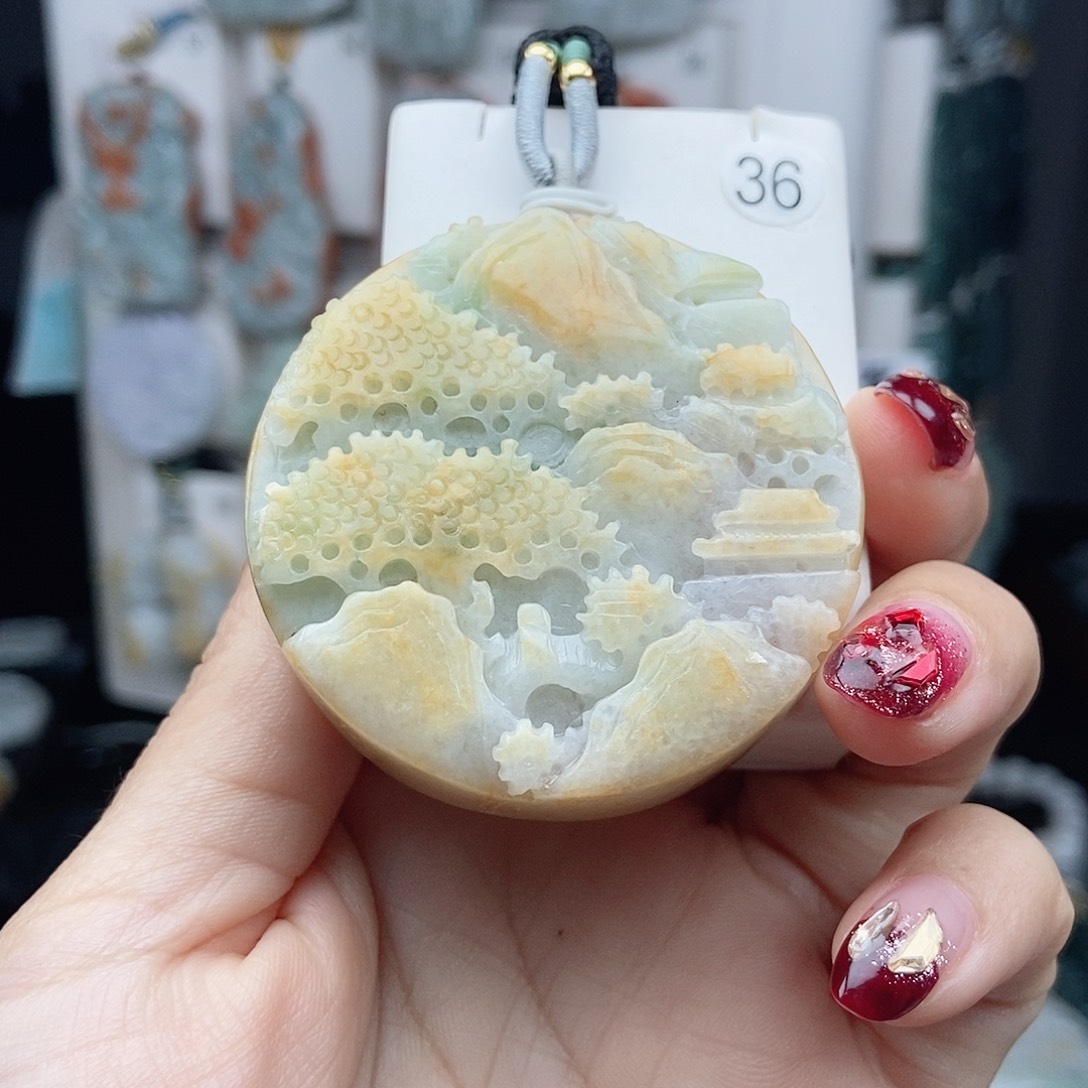 翡翠颈饰14K金镶嵌翡翠