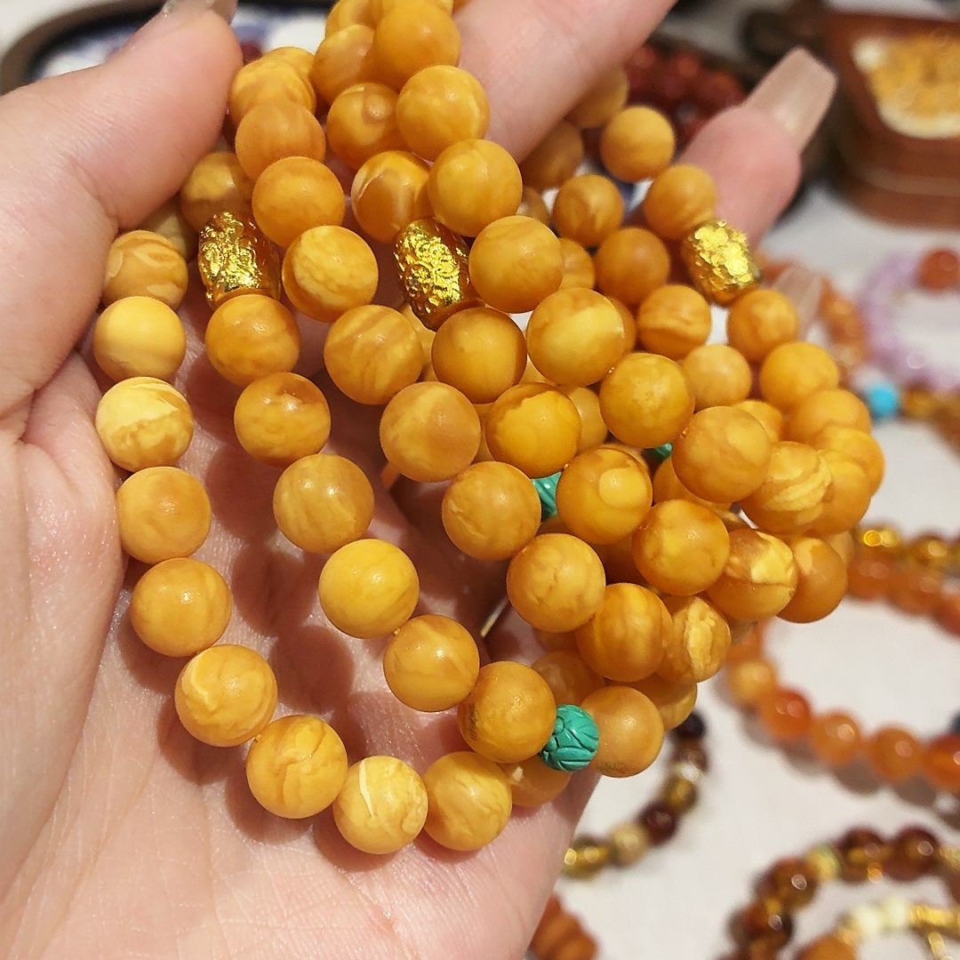 蜜蜡未镶嵌手链多样性发其中之一