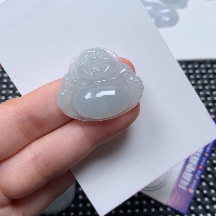 翡翠未镶嵌颈饰佛公