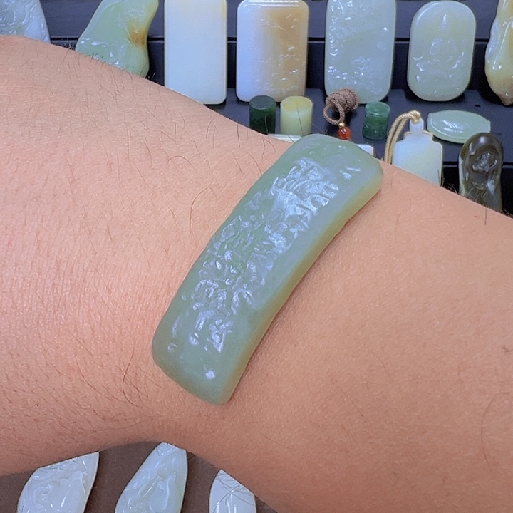 和田玉未镶嵌珠宝半成品