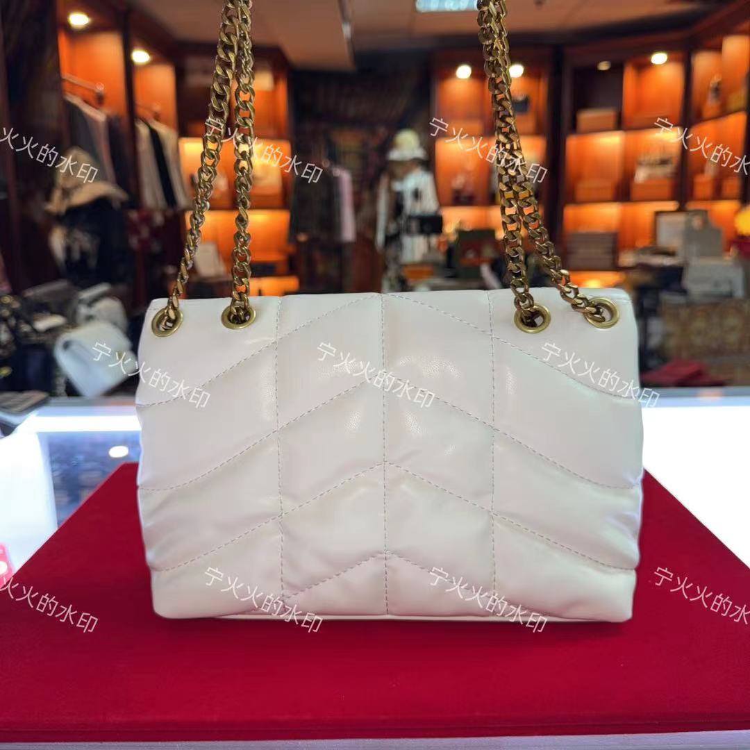 编号【E302号】按编号拍/主图为包的背面图/能拍就是有货/女包