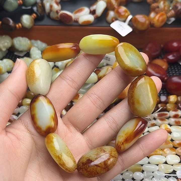 和田玉手链未镶嵌游**东