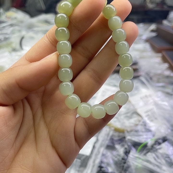 和田玉未镶嵌手串