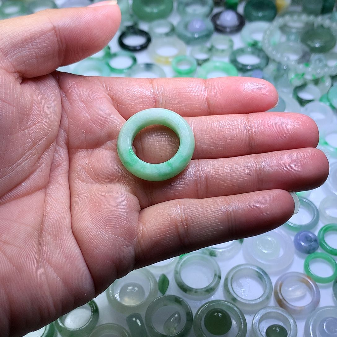 未镶嵌定制翡翠贵****
