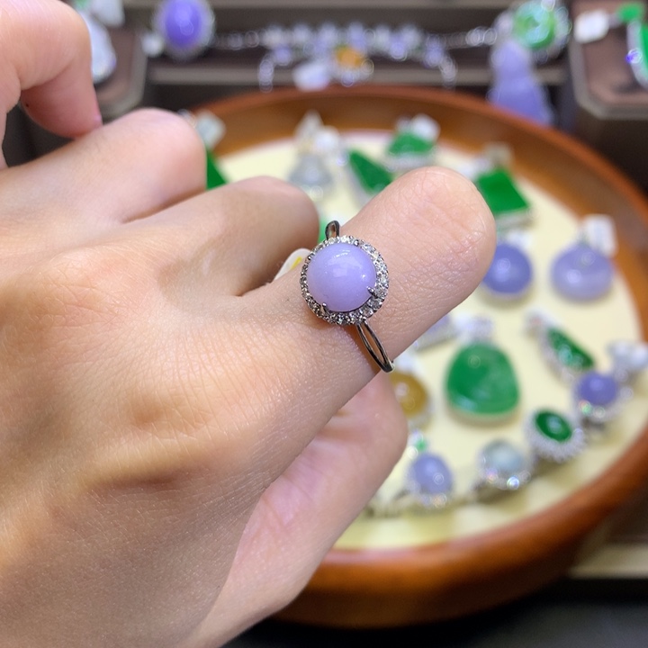 翡翠颈饰银S925镶嵌翡翠吊坠