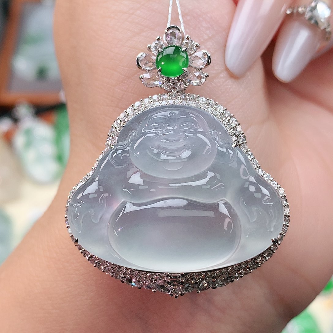 颈饰18K金镶嵌翡翠佛公