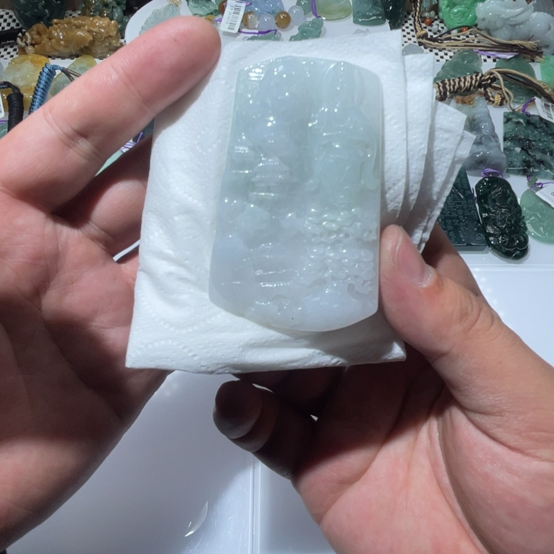 翡翠颈饰未镶嵌天然