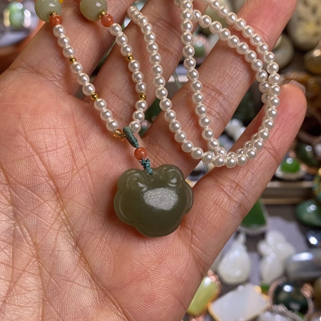 和田玉挂件未镶嵌