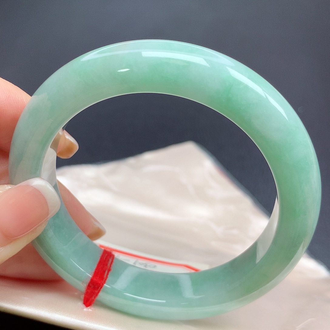 翡翠手镯未镶嵌03n n n n n n n n