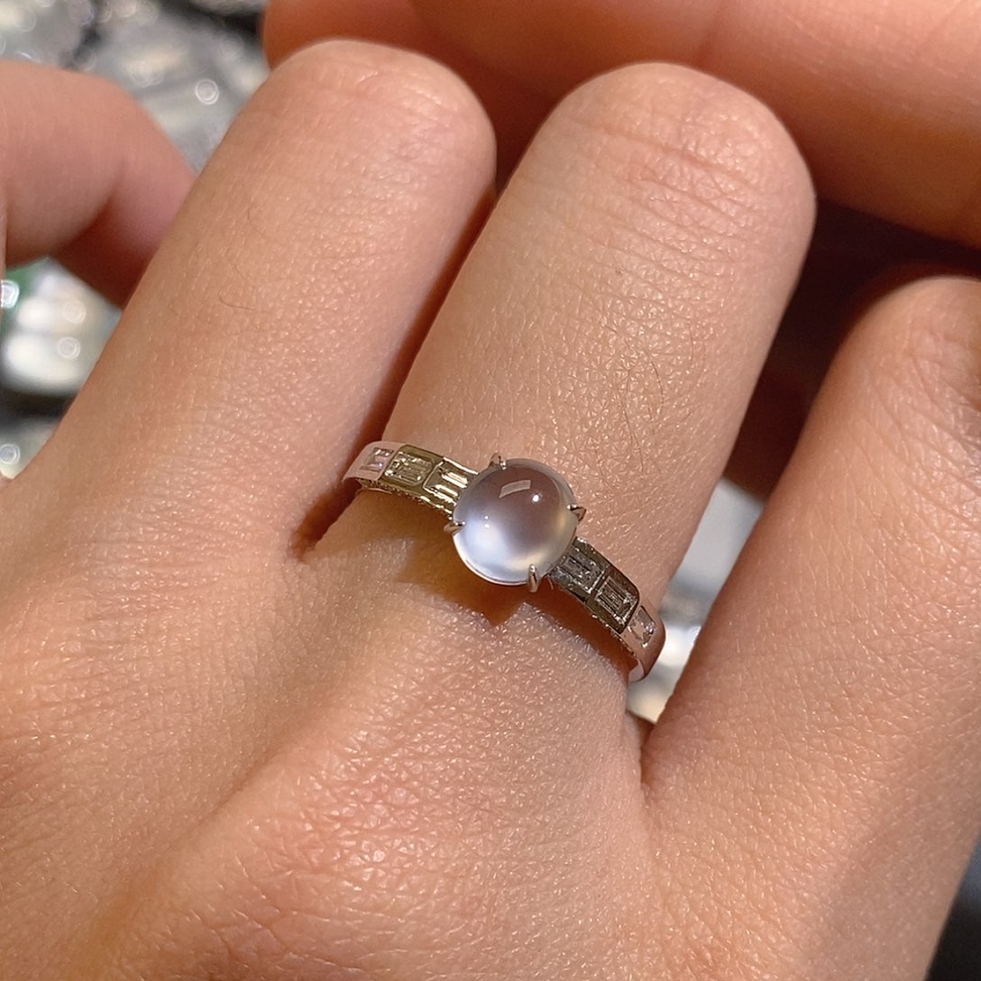 翡翠戒指18K金镶嵌天然缅甸Ａ货翡翠