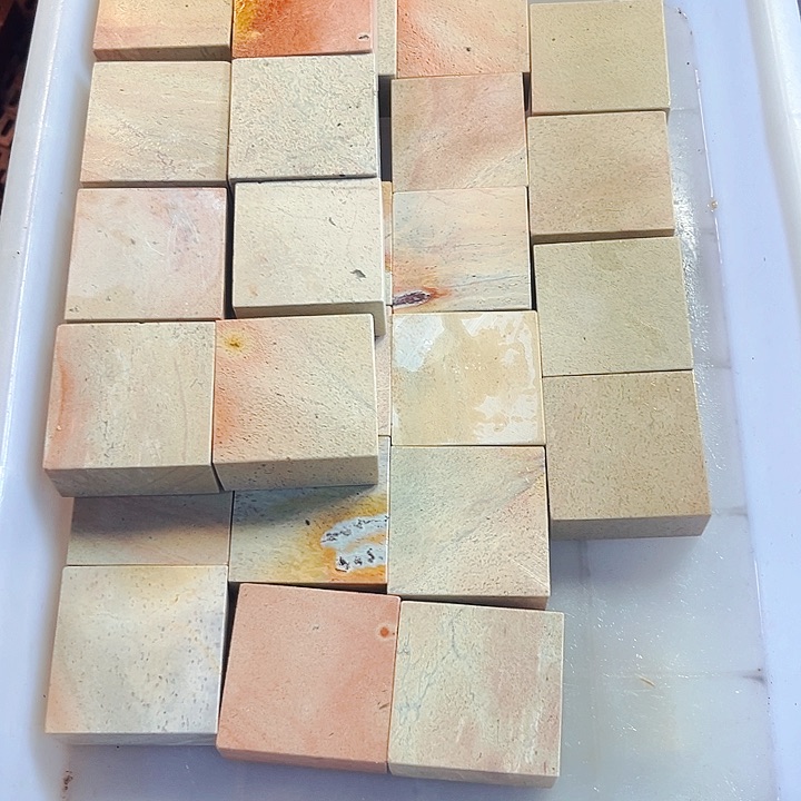 青田石印石小*子今天我也很喜欢