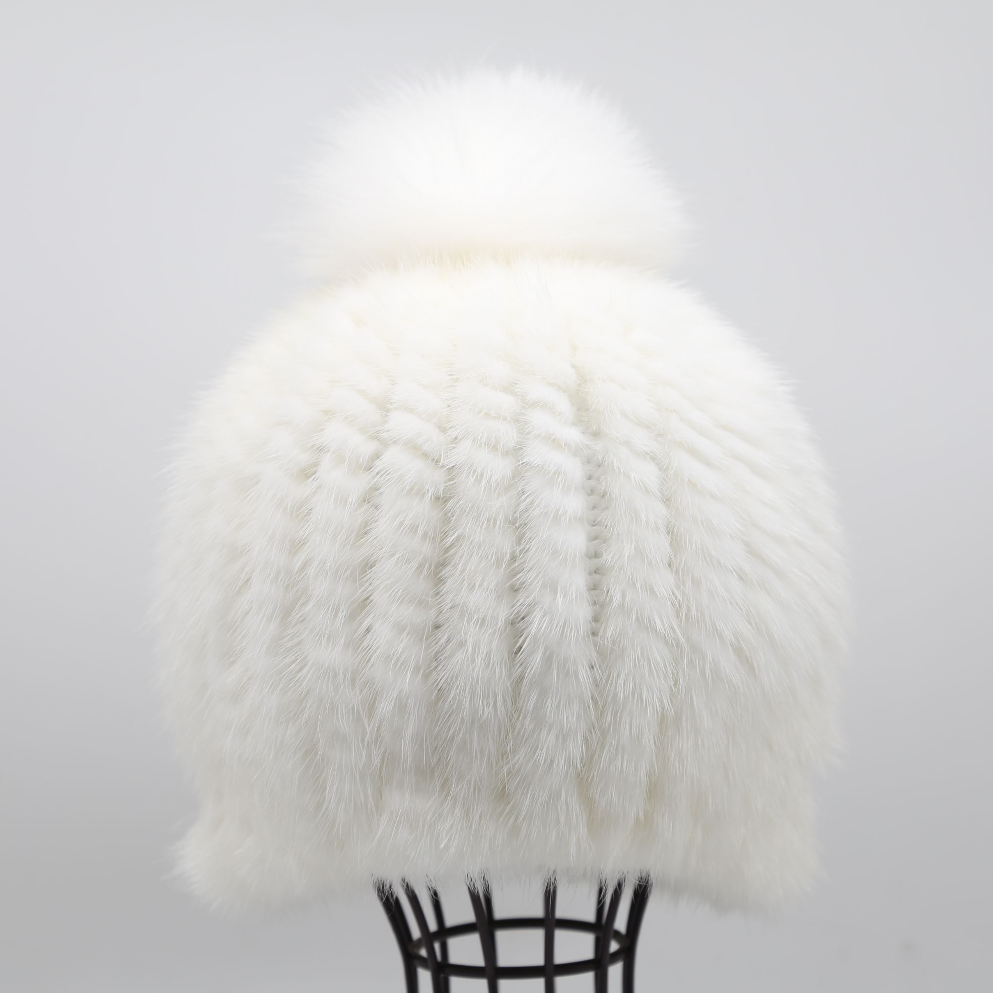 女士单球貂毛帽百搭无檐圆顶帽子秋冬冬季草帽冬天锥形顶白色冷帽