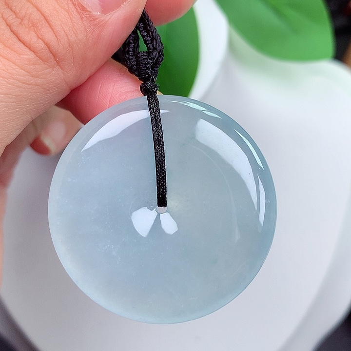 颈饰未镶嵌翡翠平安扣 38x5.8mm