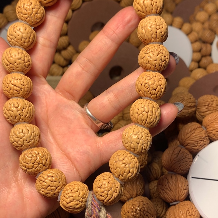 桃核手串風**起3号链接。。。不