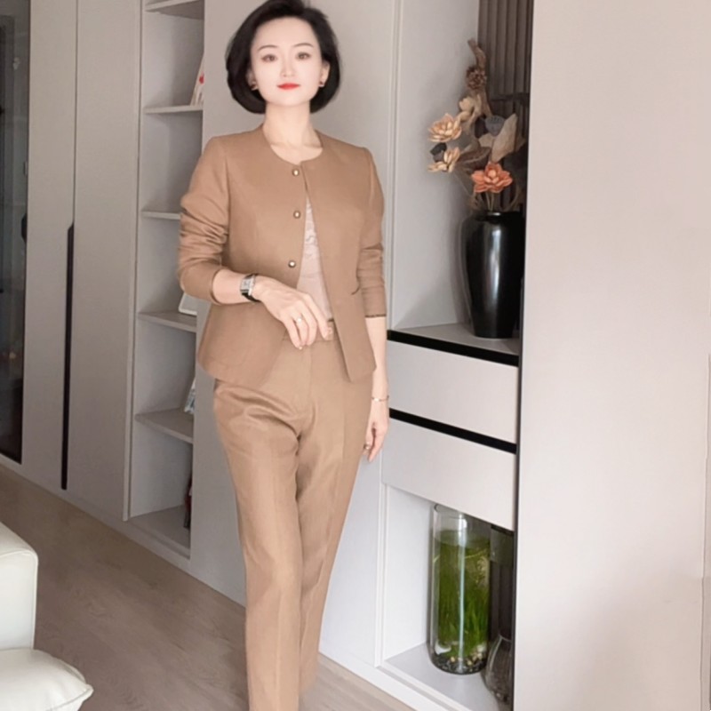 圆领焦糖色羊毛修身显瘦时尚气质西装套装