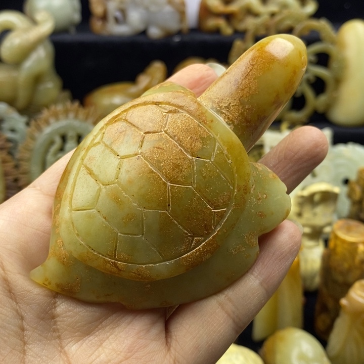 蛇纹石玉颈饰未镶嵌31
