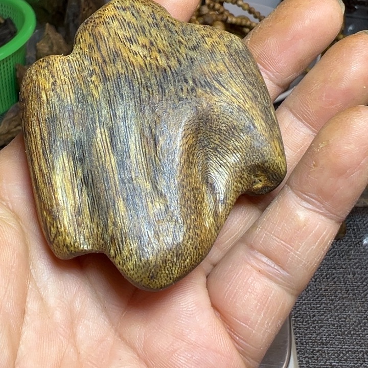 沉香沉香碎屑母树乌身小块28.8克