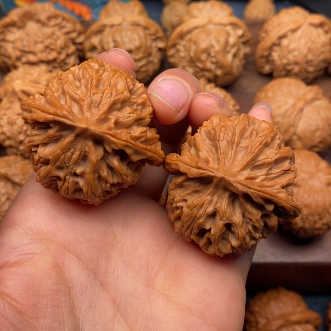 文玩核桃吊坠41全品，原桩苹果园