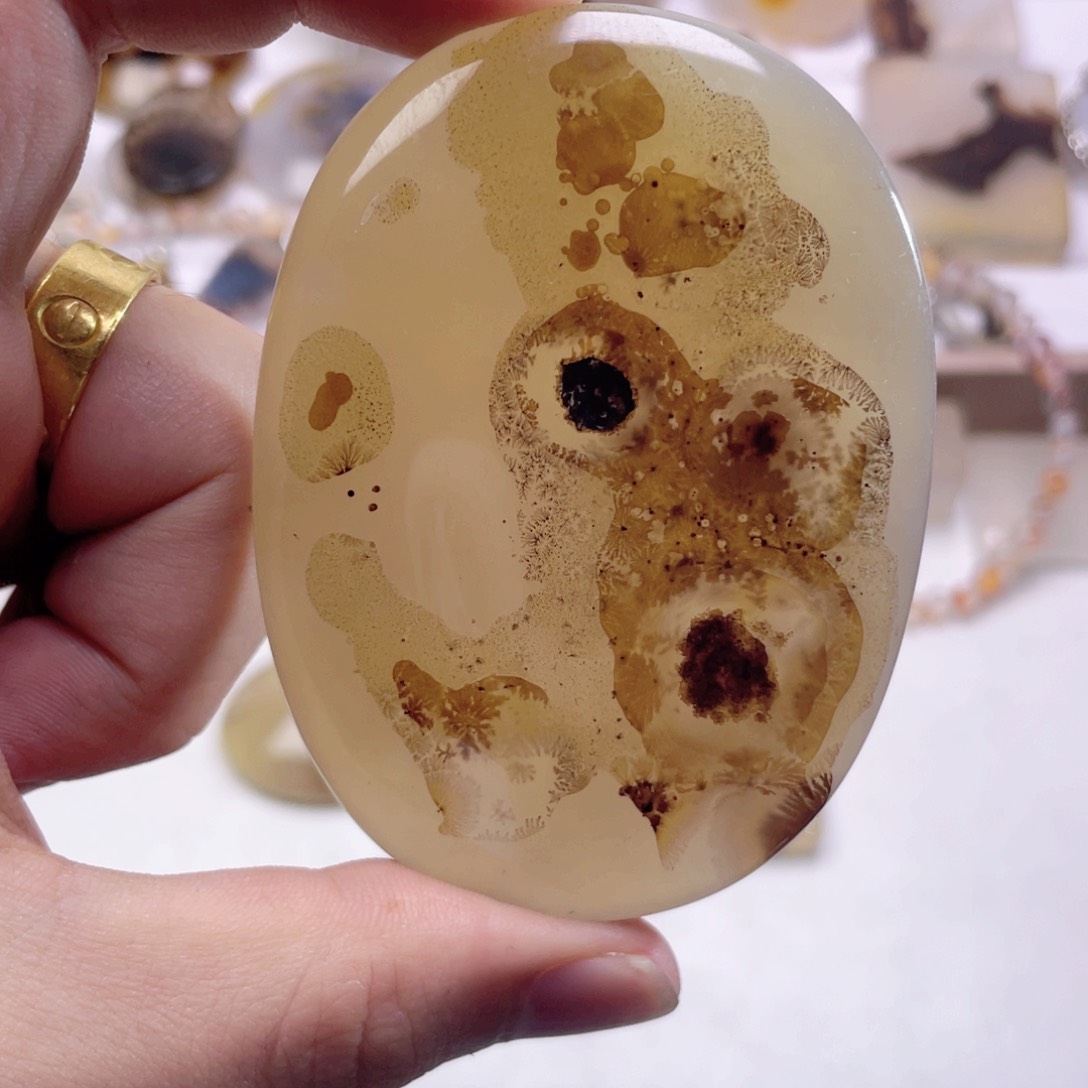 玛瑙/玉髓颈饰合金