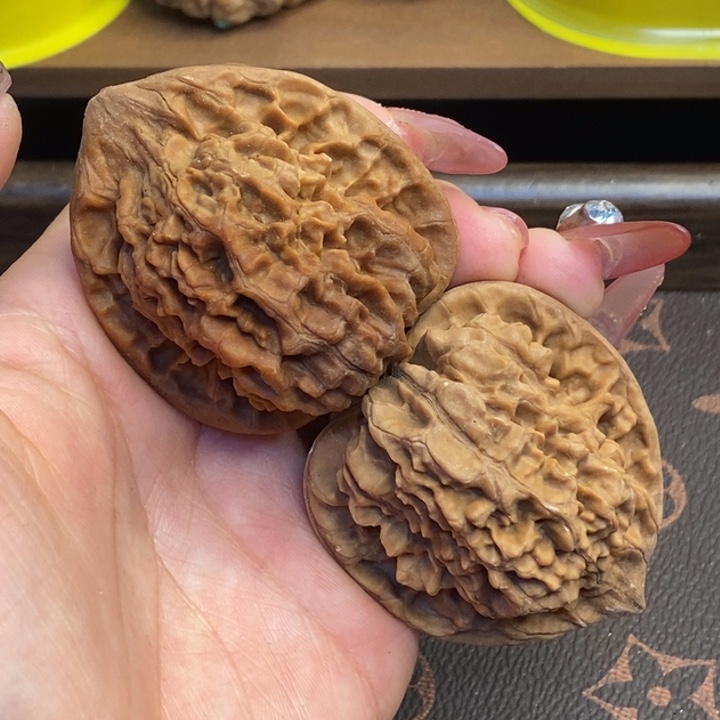 文玩核桃吊坠官帽