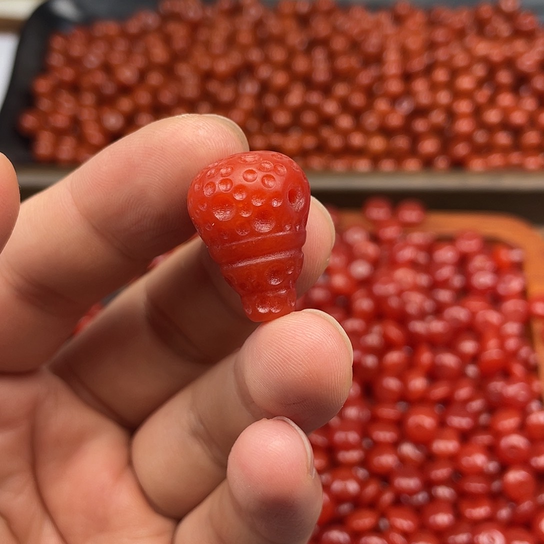 南红玛瑙22号陨石三通未镶嵌