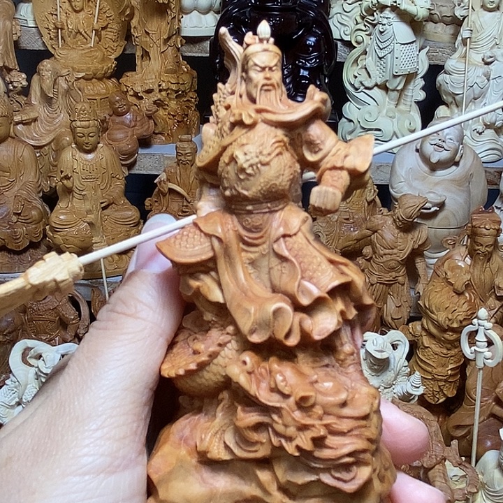 执***殇柏木（崖柏）玉龙关公