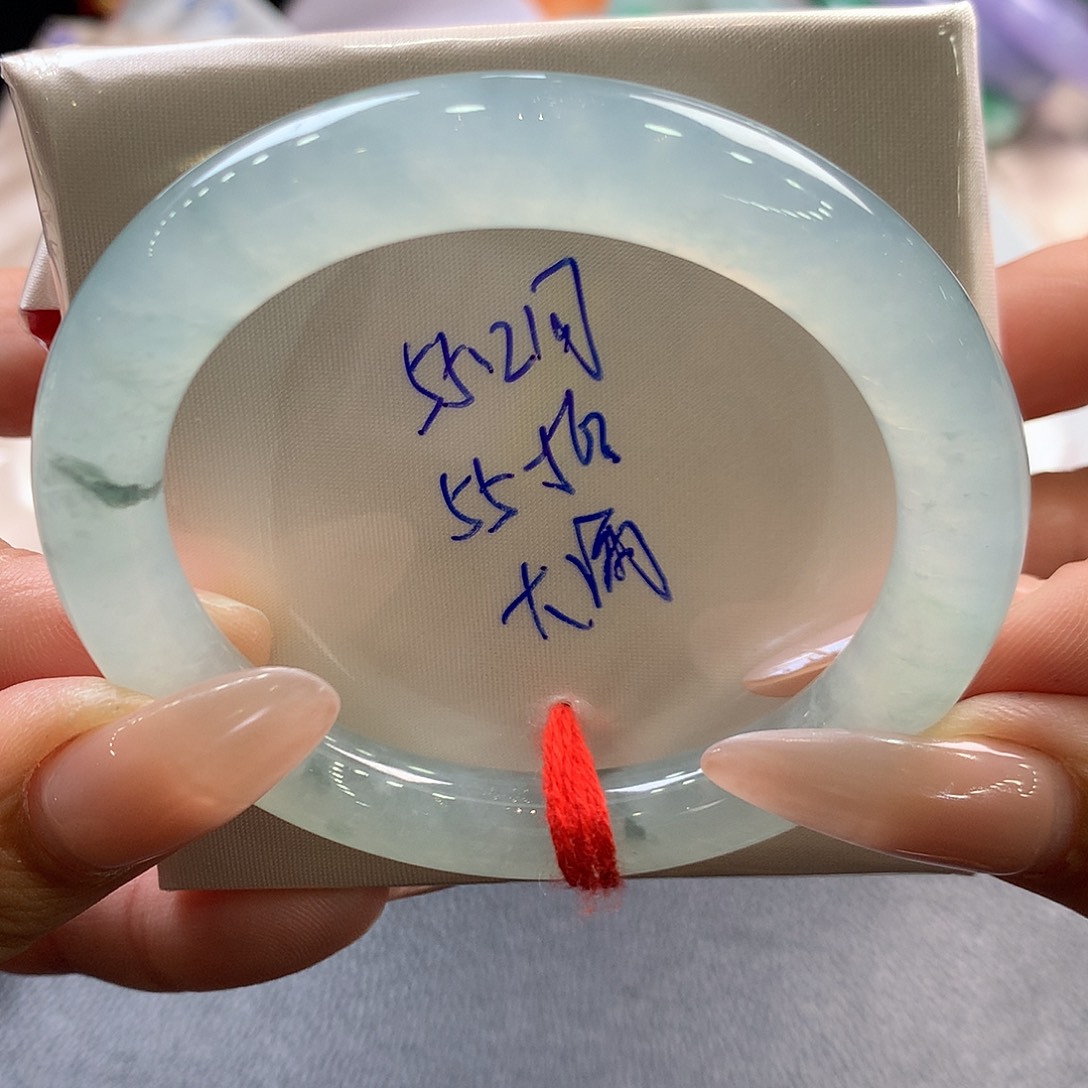 翡翠未镶嵌手镯55.2圆