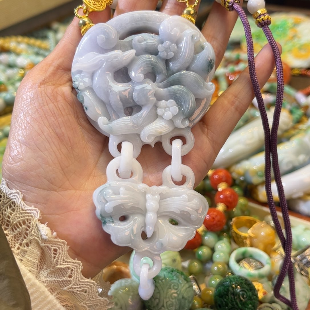 翡翠颈饰未镶嵌待编款